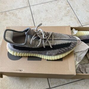 adidas Yeezy Boost 350 V2 Tan Box